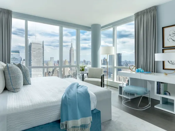 460 West 42nd Street image 1 of 23