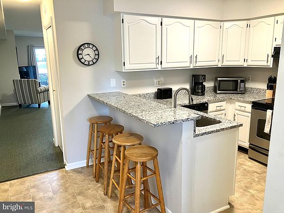 3rd image of 38419 Bluebird Ln Unit 396