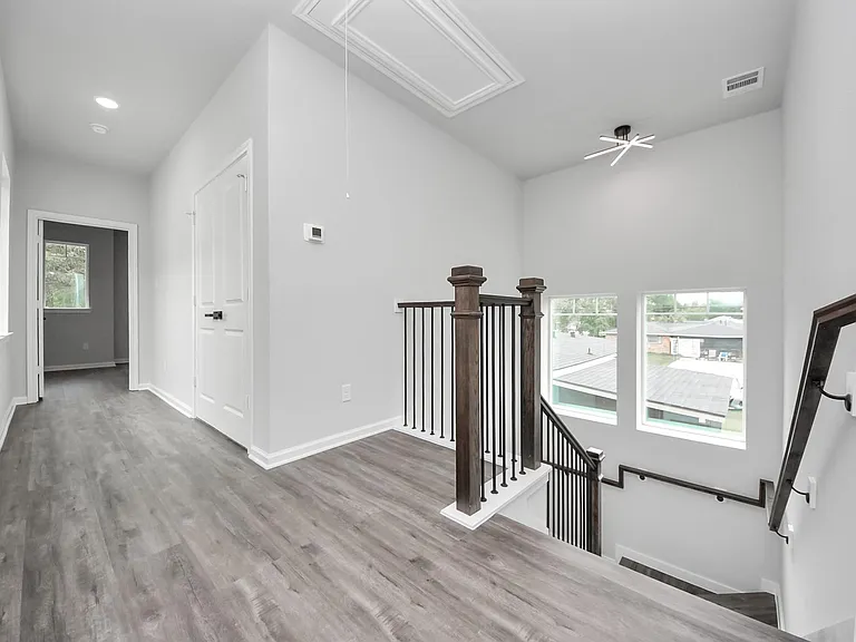 303 S Utah St — Photo 22
