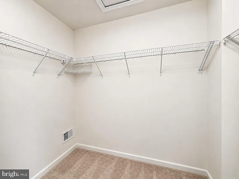 4811 Hicks Dr — Photo 18
