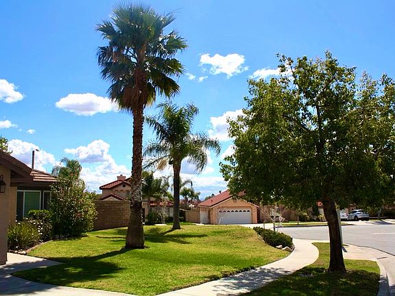 3rd image of 6599 Shawna Ave
