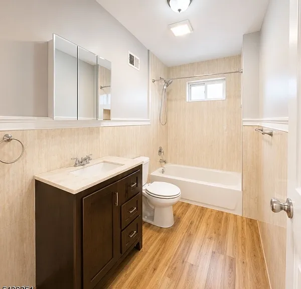 13 Talbot St #1 — Photo 9