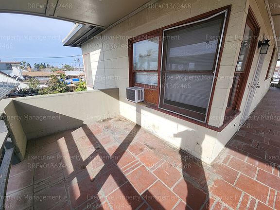 3rd image of 2190 Monterey St #7