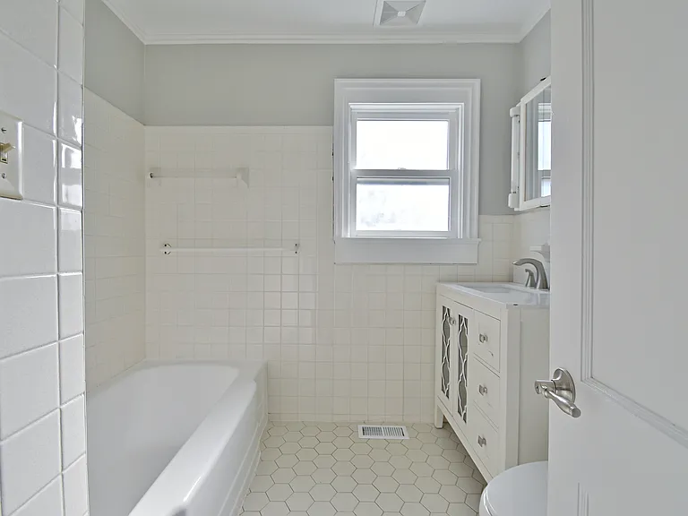 8405 S Northshore Dr — Photo 10