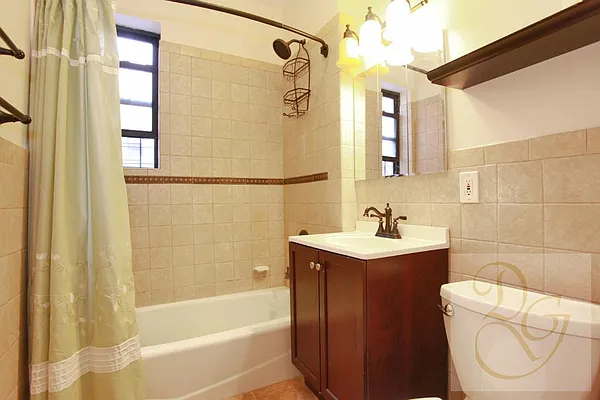 Sold by Dorsa Group | media 4