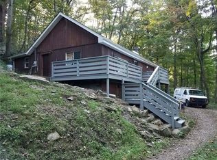1563 Darlington Rd, Ligonier, PA 15658