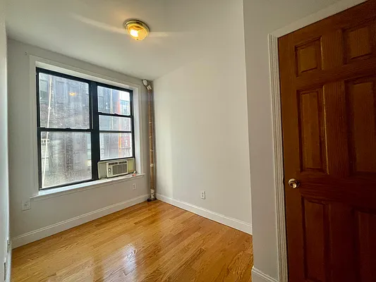 Rented by J PRESTON AND ASSOCIATES INC | media 14