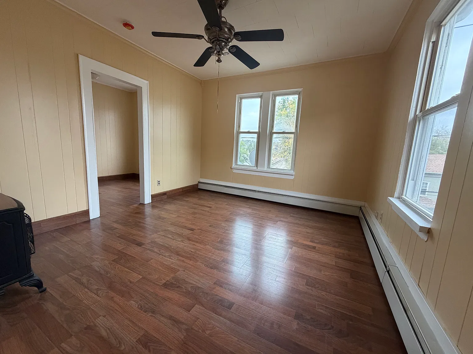 1 bed, 700 sqft, $1,045 — Photo 3