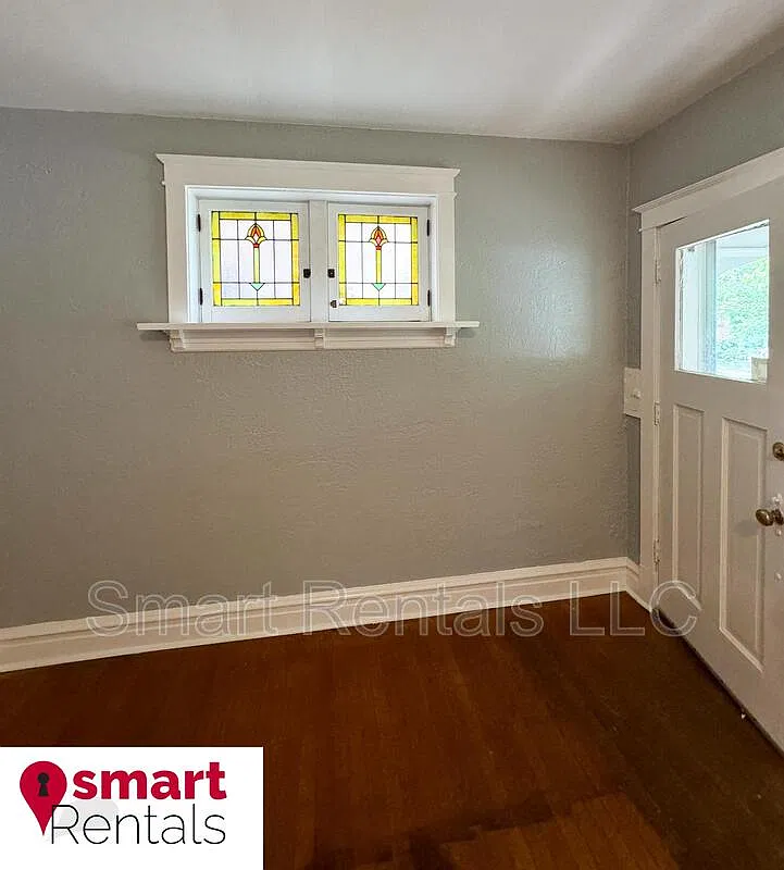 2 bed, 1.0 bath, 1148 sqft, $999 — Photo 4