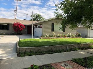 22537 Schoolcraft St, West Hills, CA 91307