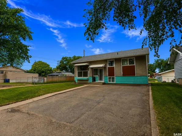626 22nd STREET E, Prince Albert, SK S6V 1P1