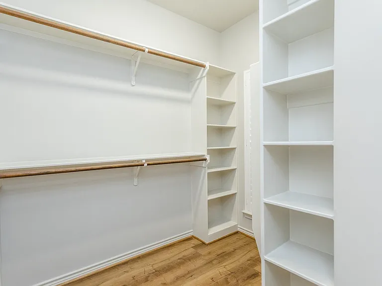 2504 Park St #B — Photo 26