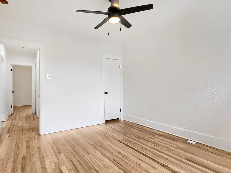8001 E 16th Ave — Photo 10