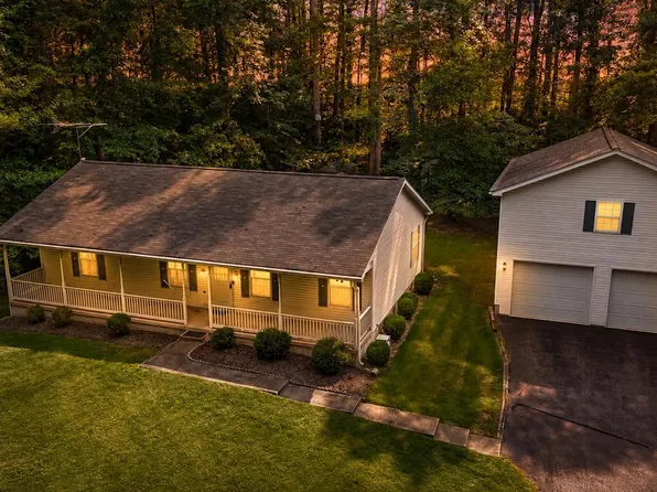6380 Valley Rd, La Plata, MD 20646