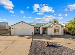 2027 E Sandtrap Ln, Fort Mohave, AZ 86426