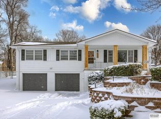 4509 Ridgeway Rd, Omaha, NE 68134