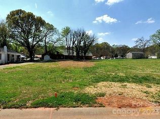 L50 & 51 Ridge Ave, Charlotte, NC 28208