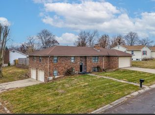 1015 S Grant Ave, Marshall, MO 65340