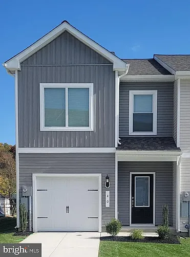 40 Cranston Ct Photo 1