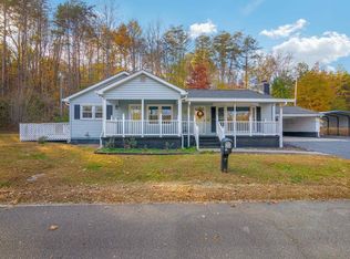 359 Griffin Church Rd, Pickens, SC 29671