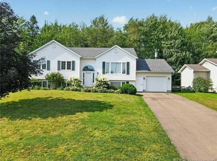 91 Old Oak Cres, Moncton, NB E1A 6W3