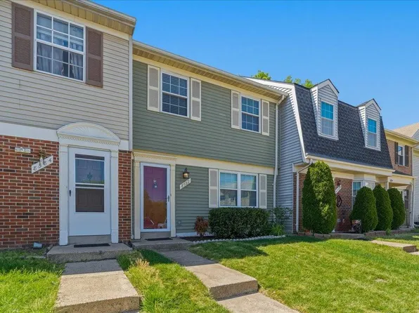 8582 Adamson St, Manassas, VA 20110