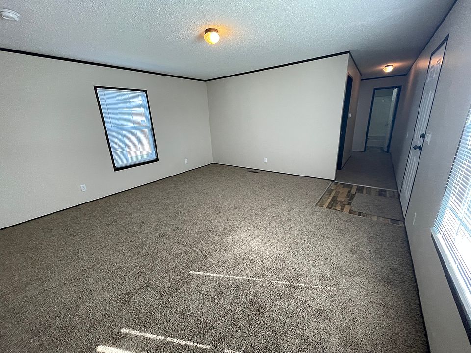 81 Schirra Ave Flushing MI Zillow