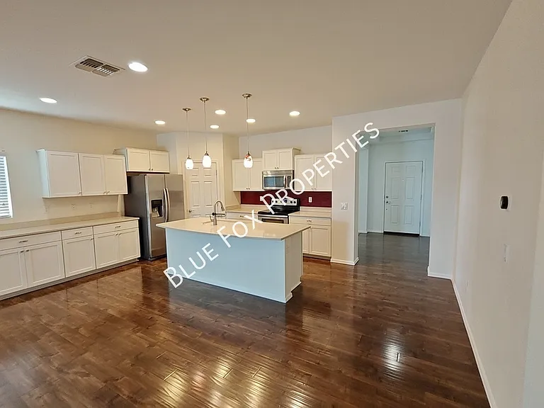 34185 S Presidio Pl — Photo 5