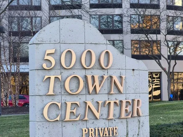 5000 Town Ctr, Southfield, MI