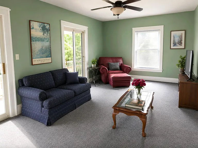 814 Maryland Ave #1 — Photo 3