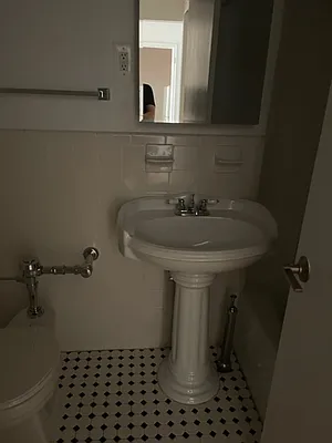 Rented by K & O Realty Associates Inc. | media 22