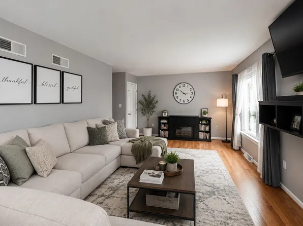 10 Terry Ct, Downingtown, PA 19335