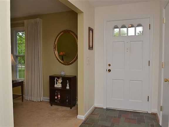 2nd image of 394 Circlewood Ln