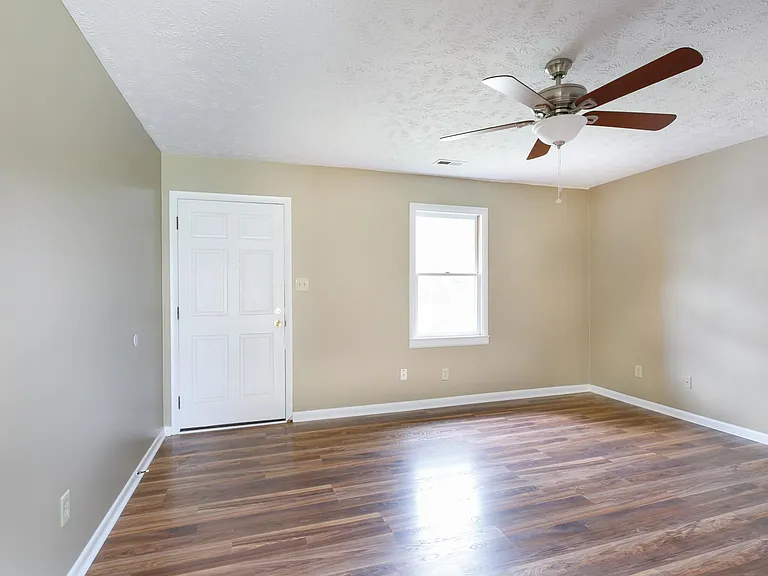 115A Eulon Loop — Photo 3