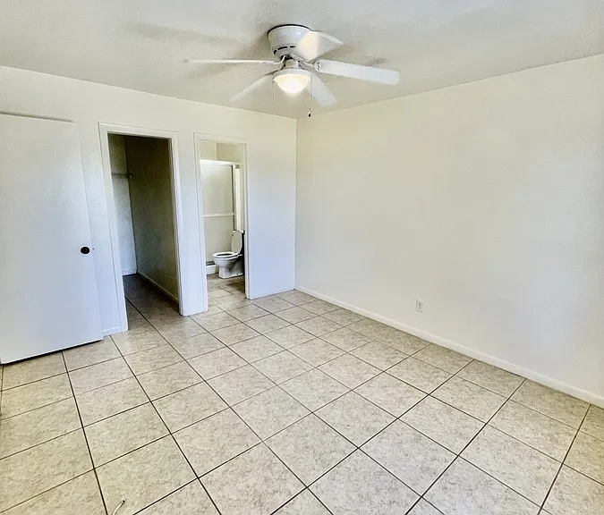1823 SW Santa Barbara Pl #1823 — Photo 15