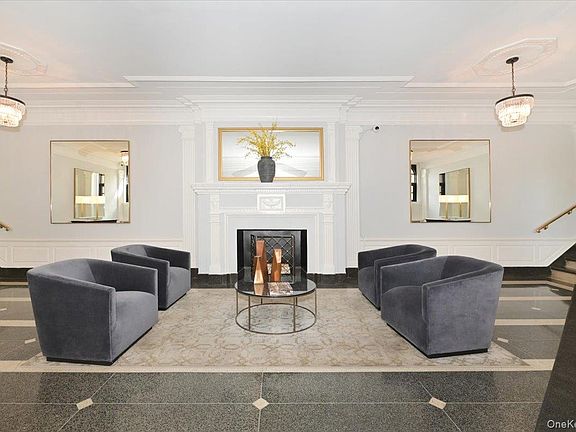 2nd image of 21 Barstow Road #6-L