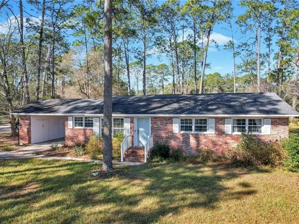 706 S Palm St, Jesup, GA 31546