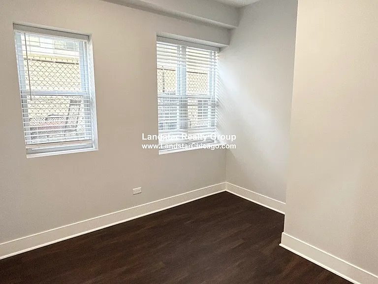 2171 W Wilson Ave — Photo 13