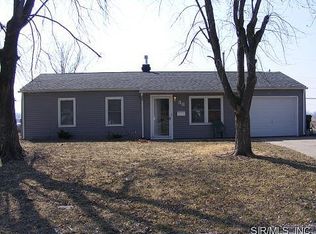 38 W Adams Dr, Cahokia, IL