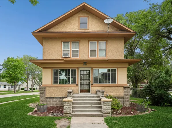 1507 Walnut St, Dallas Center, IA 50063