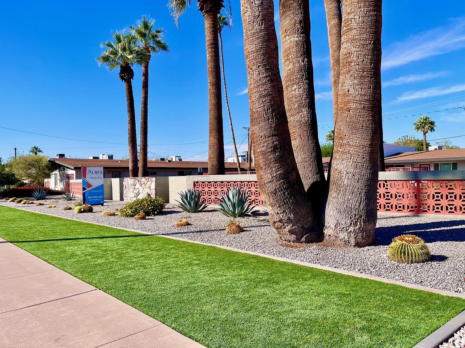 2 bed, 1050 sqft, $1,795 — Photo 3