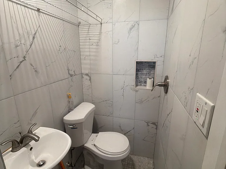 11902 Enid Dr — Photo 16