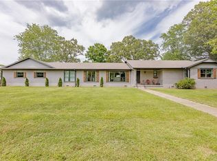 10832 Easy St, Bentonville, AR 72712