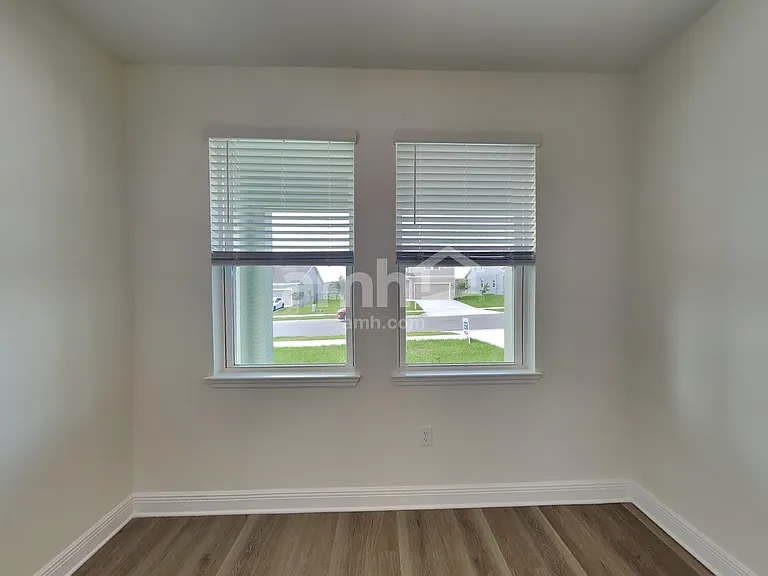 3716 Center Cove Ln — Photo 6