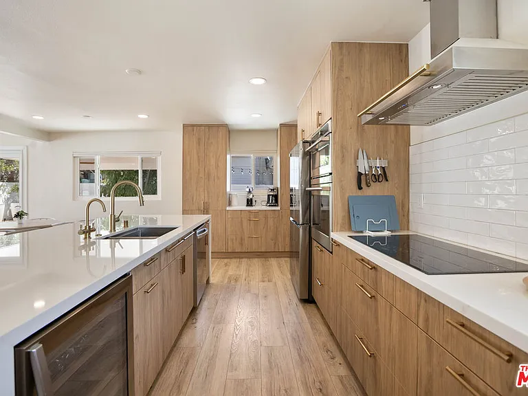 12831 Red Hill Ave — Photo 13
