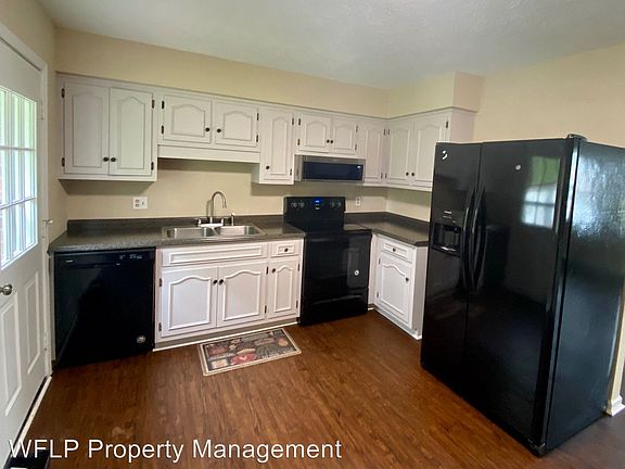 4th image of 103 Woodberry Ln