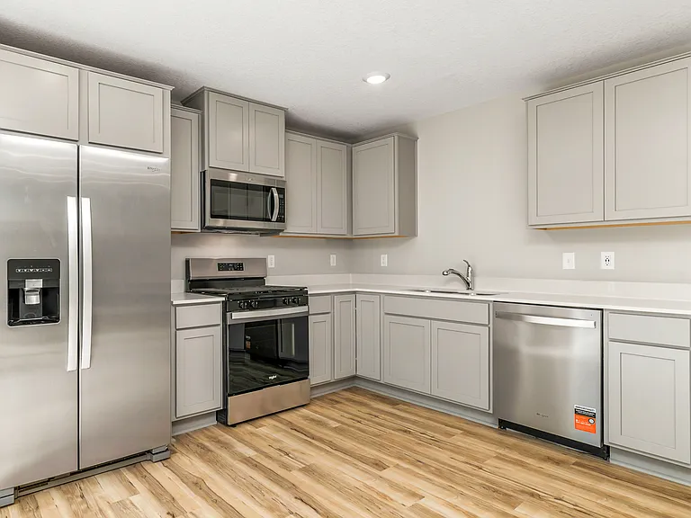 12709 Ashbury Dr — Photo 8