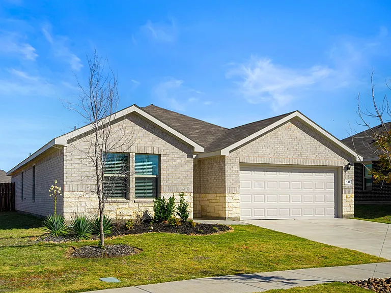 Covey Homes Azle_Exterior-17