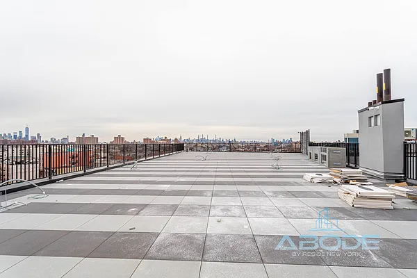 Rented by Reside New York | media 40