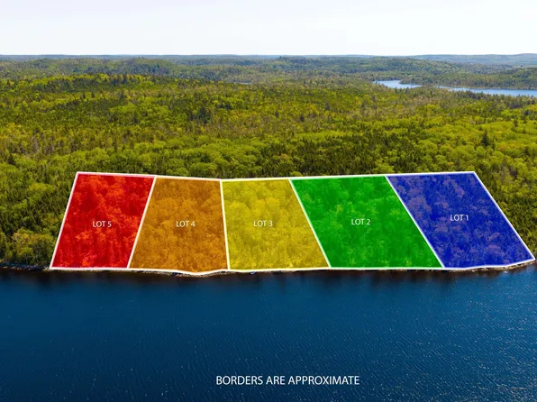 4 Lake Rd, Richmond, NS B0E 3J0